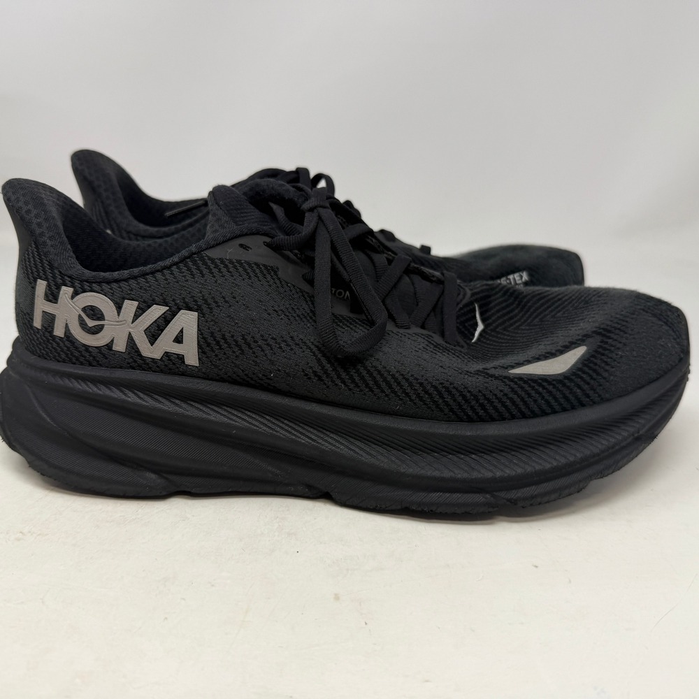 Hoka Sneakers Mens 9.5 Clifton 9 GTX Black Gore-Tex Waterproof 1141470 EUC